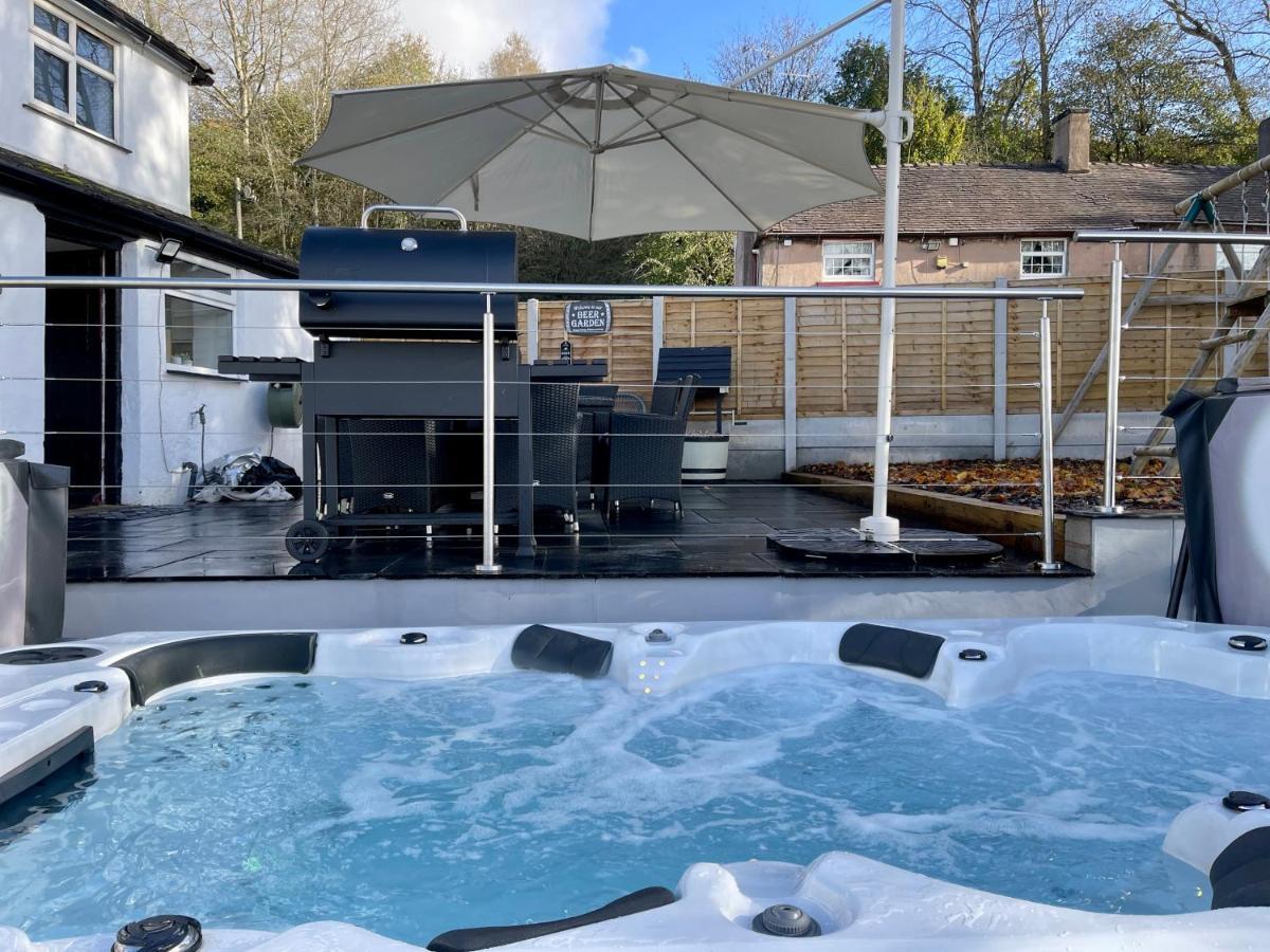 Tollgate House - Luxury Cozy Cottage - Huge Hot Tub - Alton Towers Cheadle  Exteriér fotografie