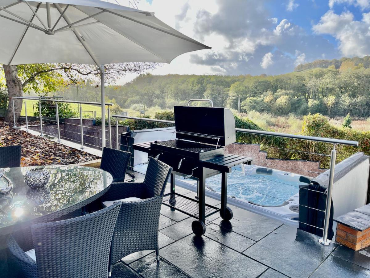 Tollgate House - Luxury Cozy Cottage - Huge Hot Tub - Alton Towers Cheadle  Exteriér fotografie