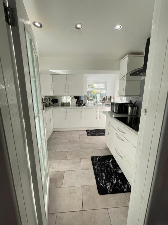 Tollgate House - Luxury Cozy Cottage - Huge Hot Tub - Alton Towers Cheadle  Exteriér fotografie